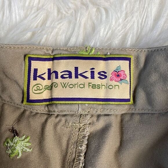 Khakis World Fashion Ladies Shorts w/ embroidered palm trees, Size 8 - Picture 7 of 9